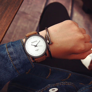 Leather Quartz-Watch